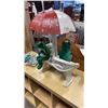 Image 1 : CONCRETE FROG AND UMBRELLA BENCH STATUE