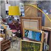Image 3 : 2 FLEXIBLE FLOOR LAMPS - ONE RED ONE BLACK
