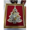 Image 2 : 2 JEWELRY CHRISTMAS TREE ART PIECES