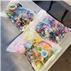 Image 1 : NEW VARIETY PACK FIDGIT TOY SET, POKEMON FIGURES AND WRISTBANDS