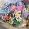 Image 8 : NEW VARIETY PACK FIDGIT TOY SET, POKEMON FIGURES AND WRISTBANDS