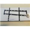 Image 3 : COMPLETE INSIGNIA 47-90 INCH FIXED POSITION TV WALL MOUNT UP TO 120LBS
