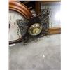 Image 3 : ROUND WALL CLOCK AND VINTAGE UNITED WALL CLOCK