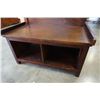 Image 2 : MODERN ENTRANCE BENCH WITH MIRROR, COAT HANGER