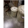 Image 3 : 2 CROCKS AND TWO LIDS - #4 AND #1 CROCK, #1 AND #3 LIDS