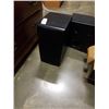 Image 2 : 3 POLK AUDIO SPEAKERS AND BOX OF RECORDS