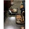 Image 1 : LOT OF WICKER BASKETS, GLOBE, ESTATE GOODS