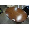 Image 3 : ANTIQUE OVAL 1 DRAWER PAWFOOT TABLE