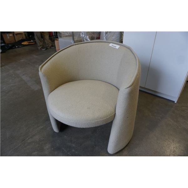 ROUND UPHOSLTERED TUB CHAIR