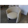 Image 1 : ROUND UPHOSLTERED TUB CHAIR
