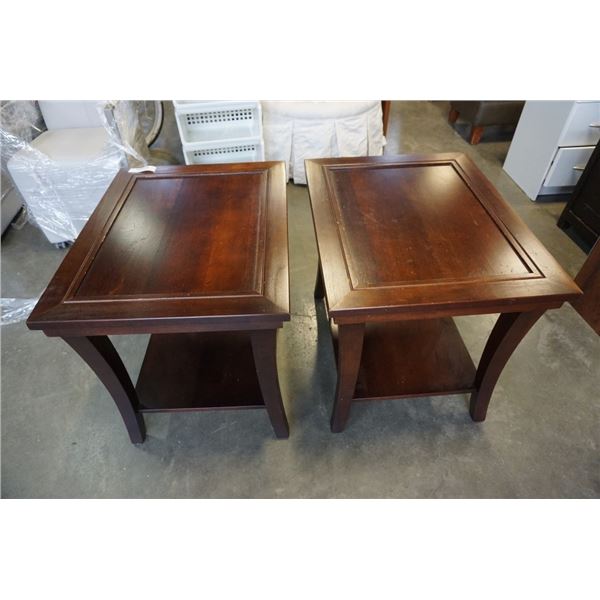 PAIR OF MODERN ENDTABLES