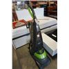Image 1 : BISSELL PRO HEAT PREMIER PET CARPET CLEANER WORKING