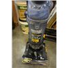 Image 3 : EUREKA BAGLESS VACUUM