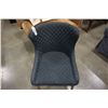 Image 2 : MODERN DARK GREY ACCENT CHAIR