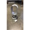 Image 2 : DYSON HUMIDIFIER W/ CHARGER AND REMOTE - TESTED WORKING RETAIL $599