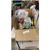 Image 1 : BOX OF CHRISTMAS BELLS, SLEIGH AND OTHER DECOR