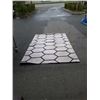 Image 1 : HAND TUFTED 200 X 300CM AREA CARPET