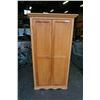 Image 1 : PINE WARDROBE