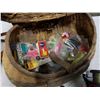Image 3 : FISHING CREEL WITH CONTENTS