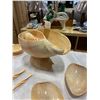 Image 2 : SPIRAL SHELL SERVING DISH WITH SHELL BOWLS AND FORK AND SPOON