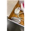 Image 2 : TWINBIRD HANDY PORTABLE IRON AND STEAMER RETAIL $95