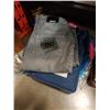 Image 3 : 3 NEW KIDS HAMPER, SIZE 33 JEANS WITH FABRIC SHELF, BABRBICIDE BARBER CONATINER AND MORE