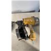 Image 2 : 2 BOSTICH AIR NAILERS - COIL NAILER AND STRIP NAILER