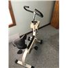 Image 4 : Bodyguard Ergometer 990 Exercise Bike