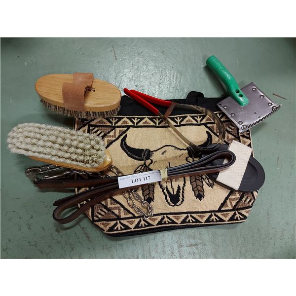 Lead rope, brush bag, brushes