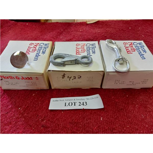 10 swivel snaps, 20 polished nickel rosettes, 10 galvanized snaps