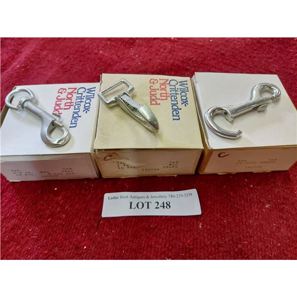 10 saddle snap, 10 swivel snaps, 10 open end snaps