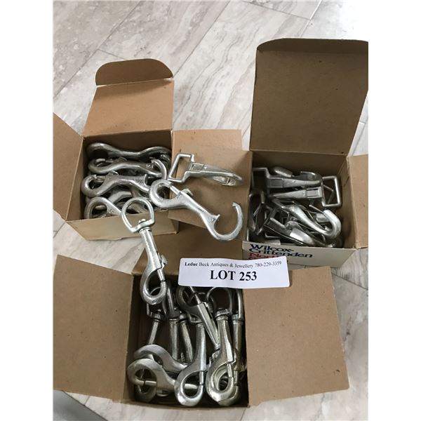 10 open end snaps, 10 saddle snaps, 10 swivel snaps