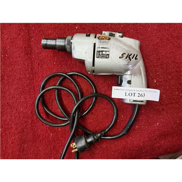 Skil Reversing screwdriver