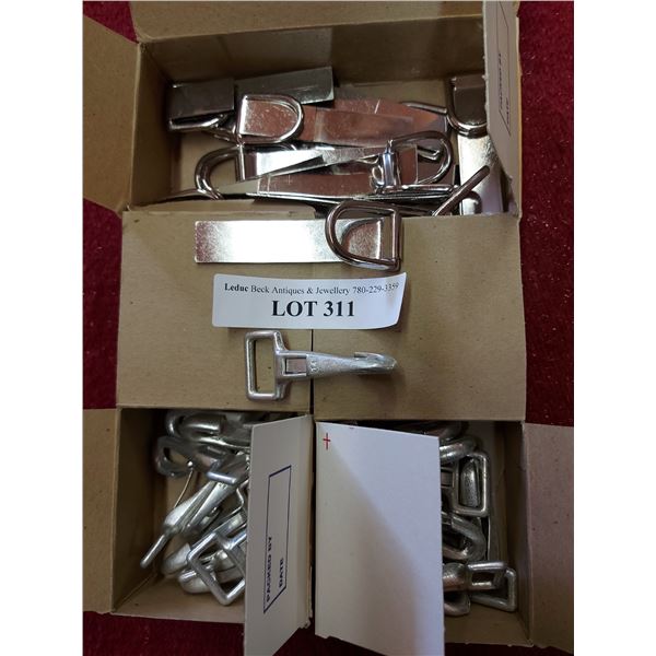 20 Clip & Dee, 20 saddle snaps