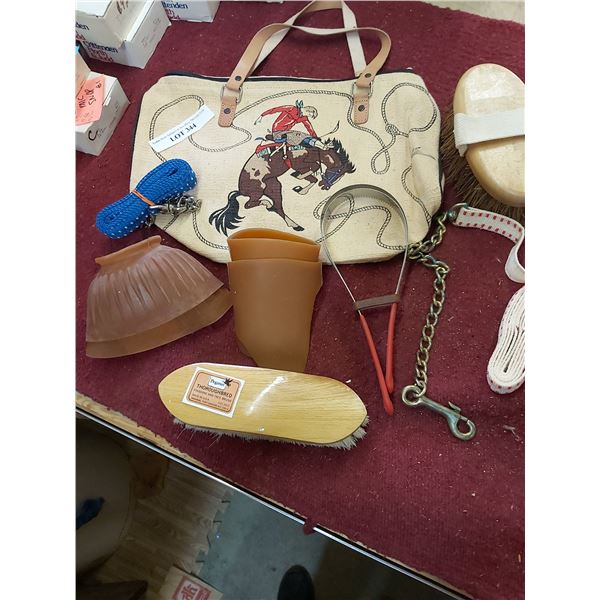 Starter Brush Set w Bell Boots, bag