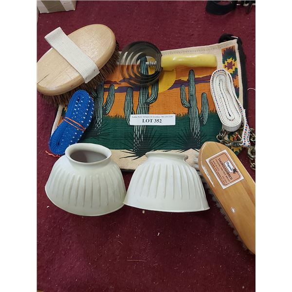 Starter Brush Set w Bell Bootsm, bag