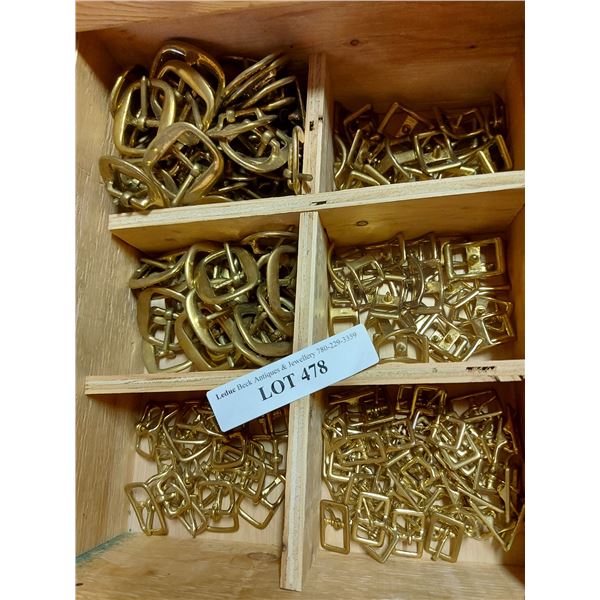 Various sizes of brass halter hardware Beck Auctions Inc.