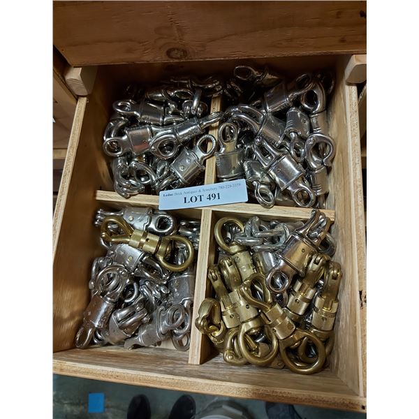 Brass and silver lead rope clips