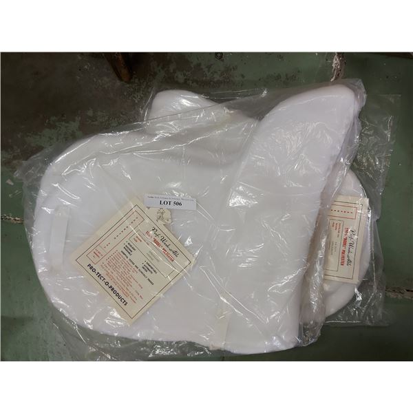 2 Fleece dressage saddle pads