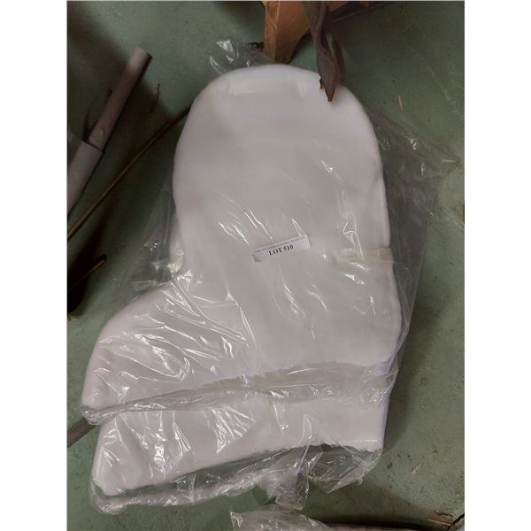 2 Fleece dressage saddle pads