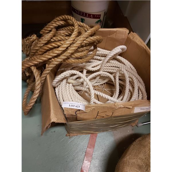 Box of 2 kinds of asst rope