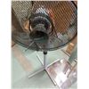Image 3 : Turbo Jet Washer brush, metal clothes display stand, Home Styles floor fan