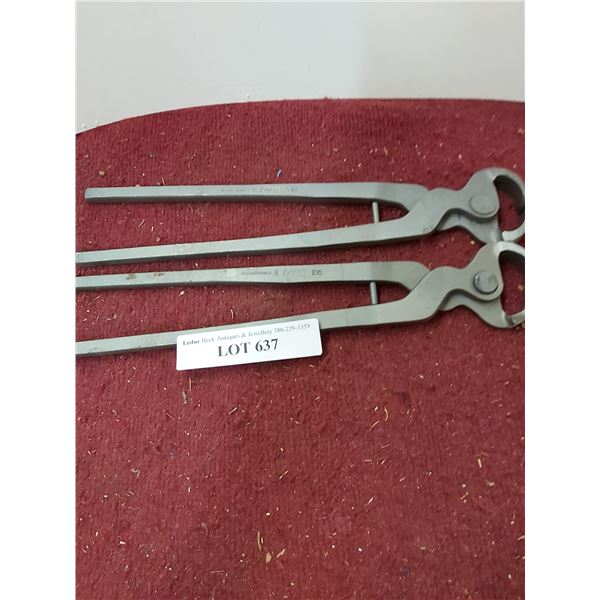 2 C10 Enderes farrier cutter nippers