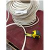 Image 2 : 1 roll of rope