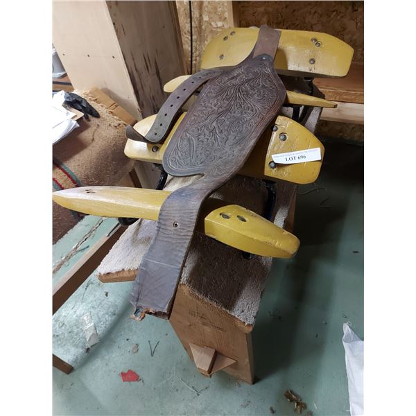 Saddle horse, 2 saddle frames, decorative unfinished leather pcs.