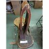 Image 2 : Vintage saddle/harness makers stool, horse tack cobbler bench