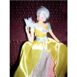 6.5  Ravca Crepe Paper Doll Lady #2345041