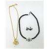 Image 2 : 4 New Vivienne Westwood Jewelry