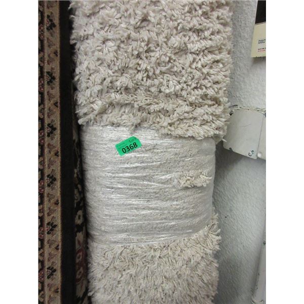 8' x 10' Ivory Shag Area Carpet