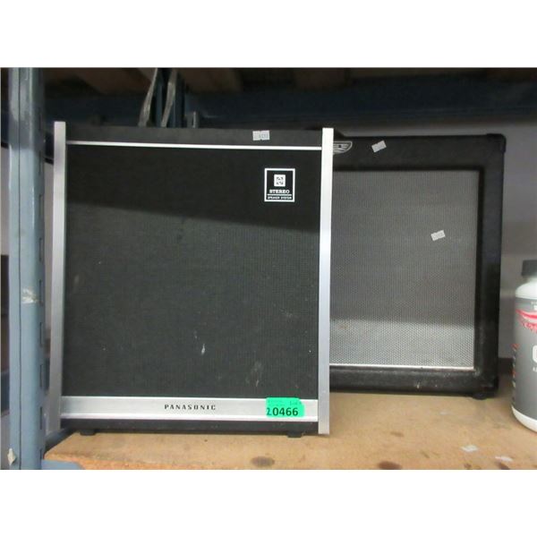 1 Panasonic & 1 Traynor Speaker